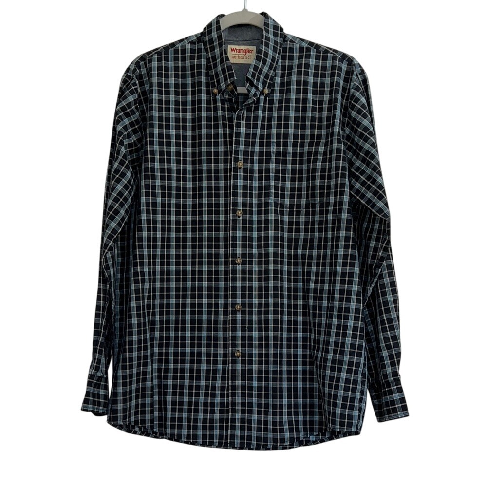 Wrangler Men's Black and Blue Plaid Shirt – Size M